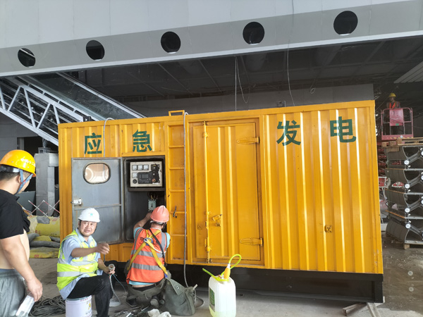 港闸怎样判断空气滤清器是否需要更换？